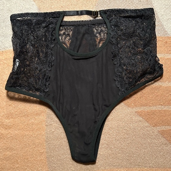 Black lace lingerie set, S - Picture 8 of 11